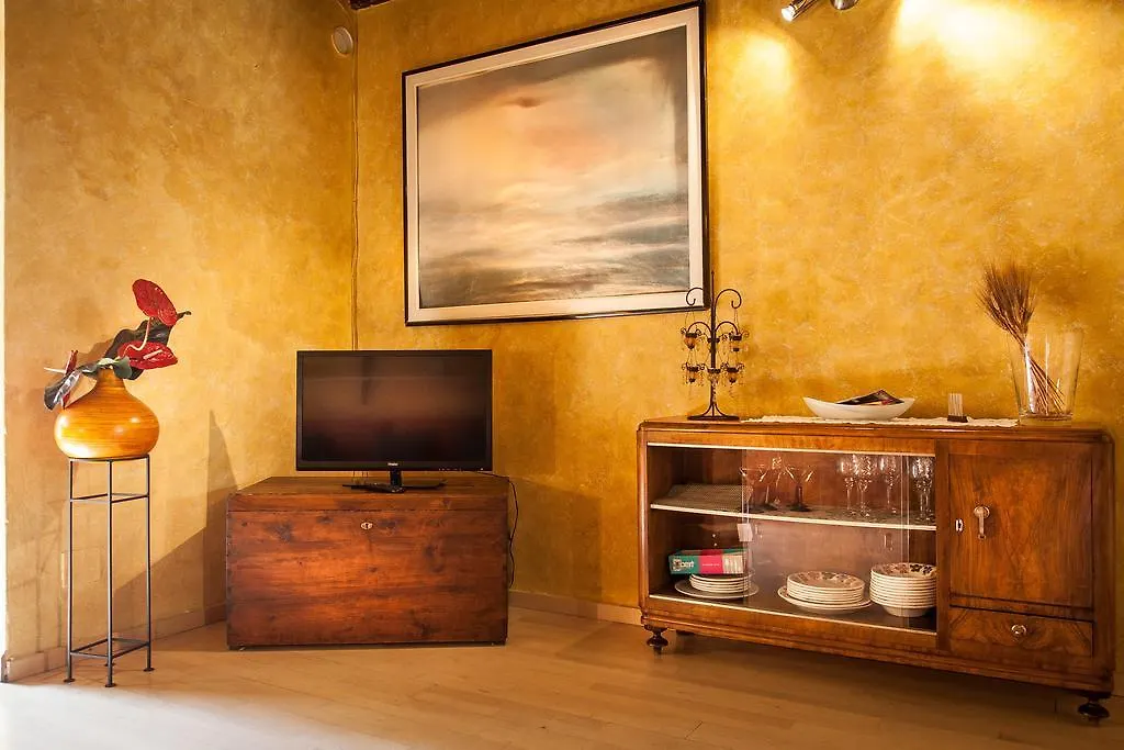 Apartment Maffia Florence